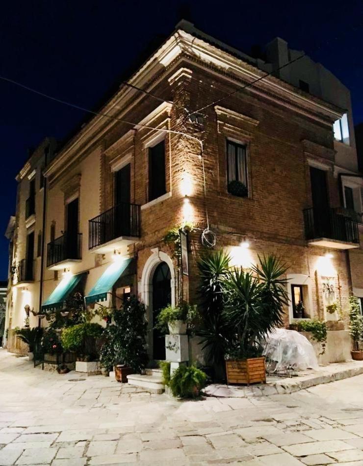 Liu' Palazzo Ducale * Lesina